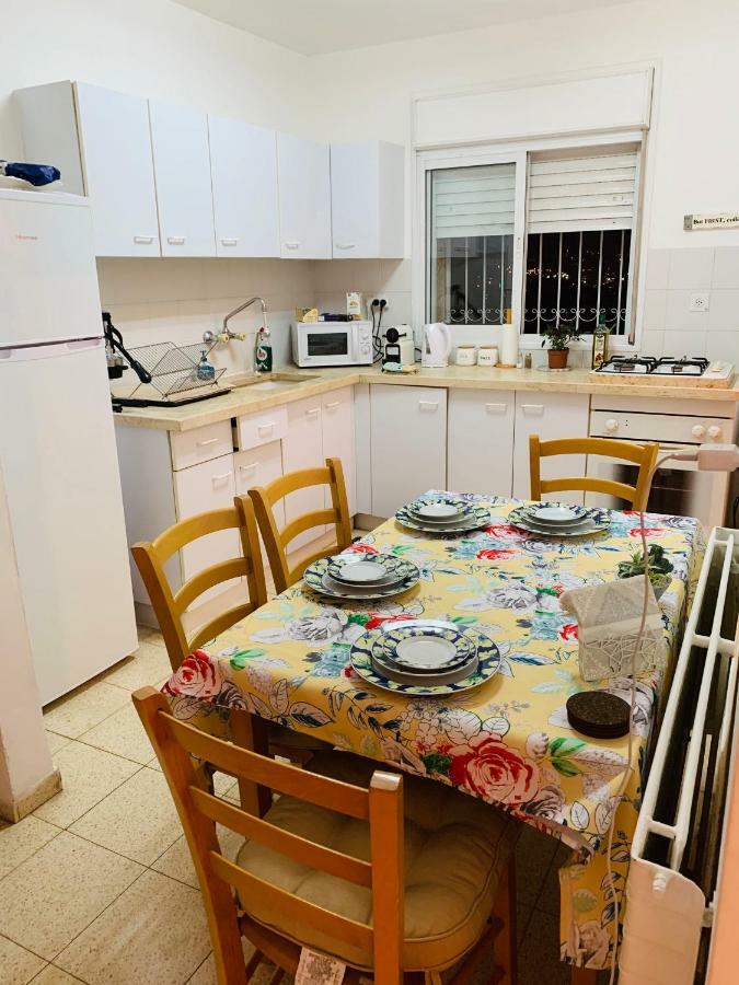 Home Away From Home Jeruzalem Buitenkant foto