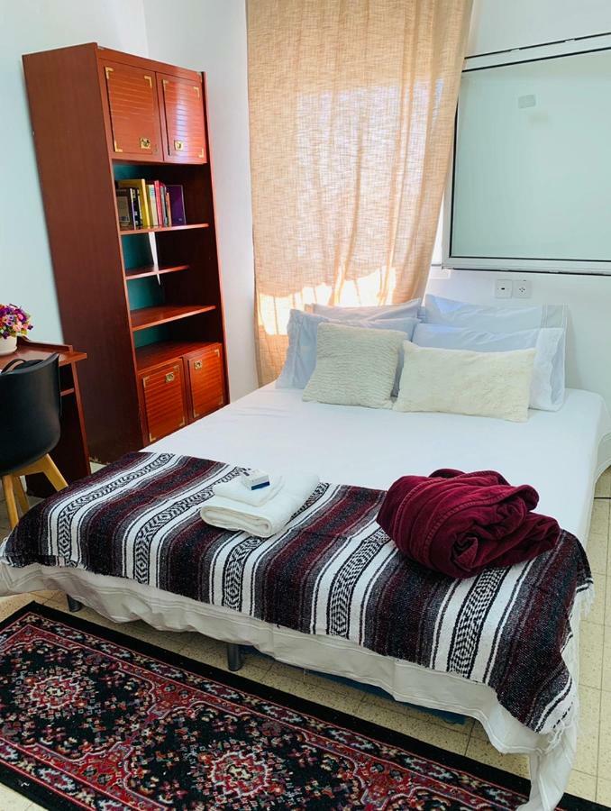 Home Away From Home Jeruzalem Buitenkant foto